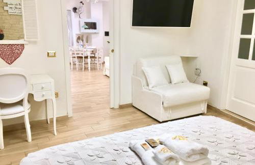 CASANOVA - Indipendent Luxury Apartment - Foto 10