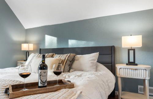 Cozy A-Frame Retreat - Hot Tub, Forest Views - Photo 41