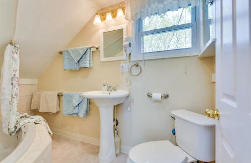 Turtle Cove Bay Beach House about 13 Mi to Buffalo! - Foto 27