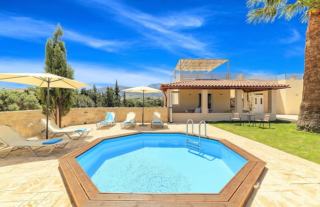 Villa di Palma Heated Pool - Photo 20