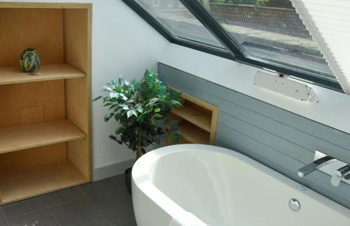 The Old Coach House: Luxury Harbourside Apartment - Foto 19