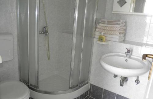 Apartments Aleksandar 2 - Photo 11