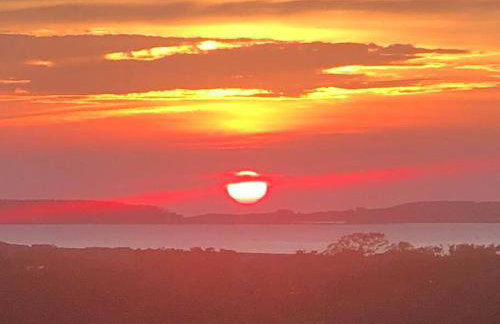 Cape Cod Home w/Ocean View, Roof Top, Pool & Hot Tub - Photo 33