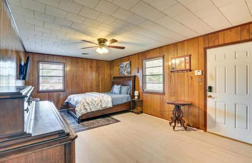 2 Mi to MSU Campus! Family Abode with Spacious Yard - Foto 14