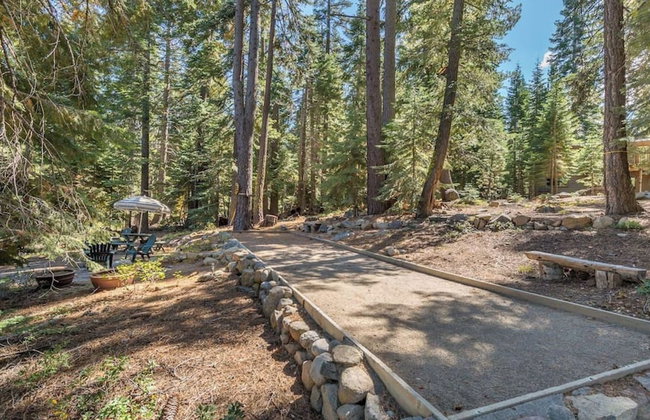 Ellis Peak by Avantstay Beautiful Mckinney Cabin w/ Filtered Lake Views - Foto 41