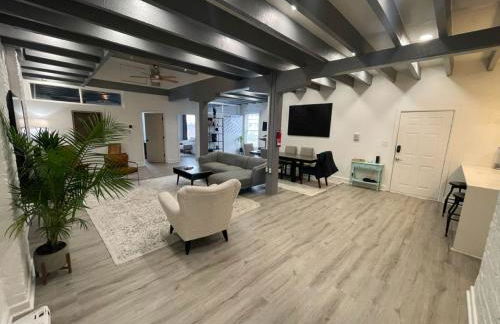 Downtown Vibes 2BR Parking Bikes - Foto 25