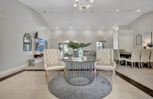 8-BR with Pool & Mini-golf & Soccer - Foto 33