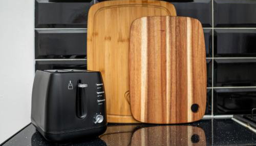 Modern 3 bedroom House - Parking - Sleeps 6 - Foto 3