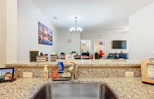 Themed 2BR Condo Near Disney + Resort Amenities - Foto 35