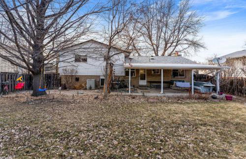 Spacious and Comfy Close to Everything Backyard - Foto 44