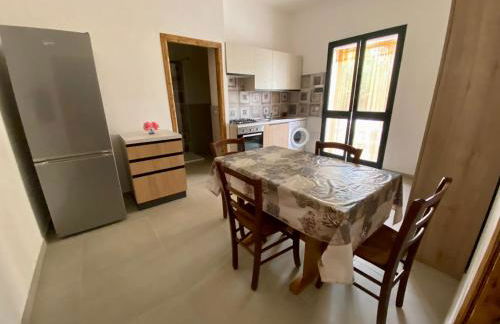 Giardino privato & BBQ Relax a La Caletta per 4 - Foto 4