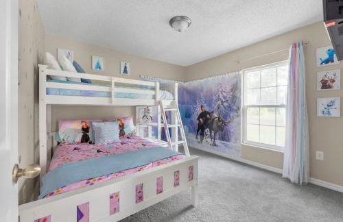 New Listing Pool and Game Room 4BR - Foto 29