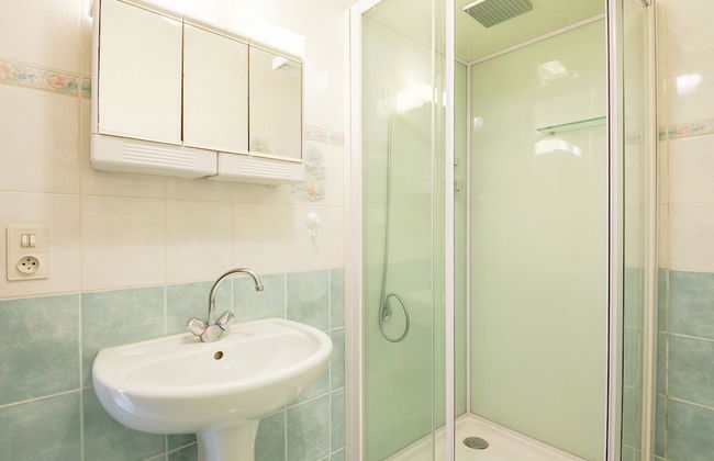 Spacious Holiday Home in Saint-nexans With Terrace - Foto 45