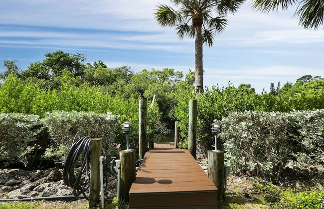 Nokomis Pool Home on the Canal - Foto 58