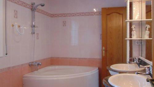 Basketball court, pool, BBQ, gardens, seaviews - Foto 3