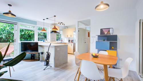 Stylish quiet garden flat with parking in London Zone 4 - Foto 2