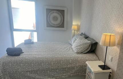 Stunning Chic Penthouse retreat in front of the beach - Foto 39