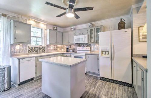 The River Cottage Charming Retreat with Dock - Foto 12