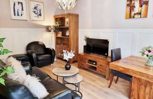 Charming Detached Cottage Near John Radcliffe Hospital Free Parking Self check-in - Foto 3