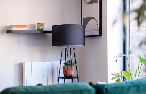 Luxury 4BDR House By Torr Property Group Short Lets & Serviced Accommodation With Free Gated Secure Parking & Private Patio Garden Liverpool - Foto 9