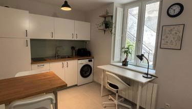 Échappée Dijonnaise - studio cosy au cœur du centre ville - Foto 4