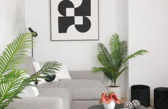 Urban Sky with Balcony and Sea View P&O 26H - Photo 4