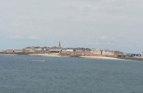 Joli studio à DINARD /LA RICHARDAIS à 5 mn plage - Foto 10
