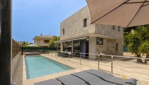 Villa Iola a 150m de la playa ideal para familias y amigos - Foto 4