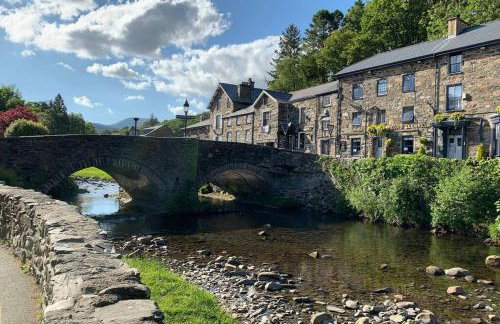 Sygun Cottage - Detached Cottage in the heart of the Snowdonia National Park - Photo 22