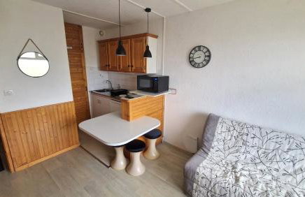 Studio 5 pers plein SUD au pied des pistes Front de neige Arette La Pierre Saint Martin GR10 - Foto 2