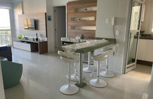 Apt Pé na Areia Floripa - Praia dos Açores - Churrasqueira na Varanda e Piscina - Foto 13