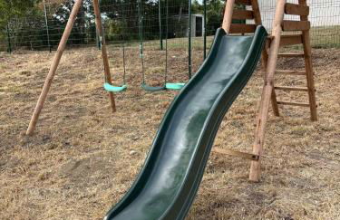 At Stéphanie and Damien's, Charming stone and pool - Foto 38