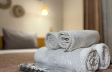 The Little Blooming House - Photo 24