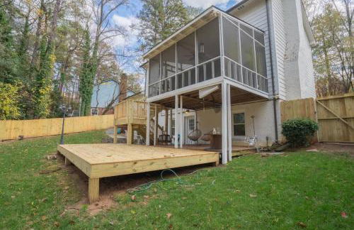 Fire pit - 6 Min to North Hills - Screened Porch - Foto 46