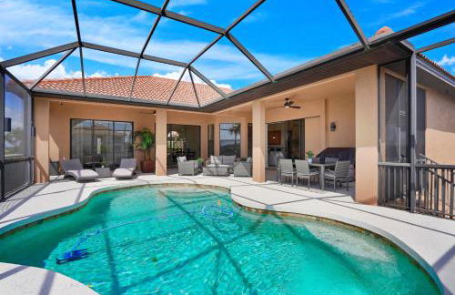 Luxury Villa in Punta Gorda Isles - Photo 33