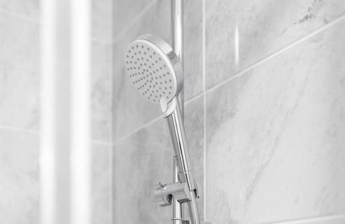 Modern 2 Bed Apartment - Parking - Sleeps 3 - Netflix 27AC - Foto 35