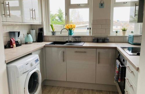 No43: Versatile 4BR coastal home with summer house - Foto 16