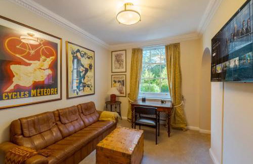 Stunning 6-bedroom countryside home - Photo 9