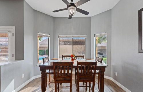 Beautiful Desert Oasis Villa with Pool - Foto 7