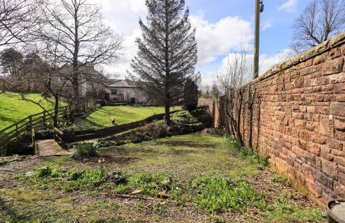 Yew Tree Cottage - Photo 31