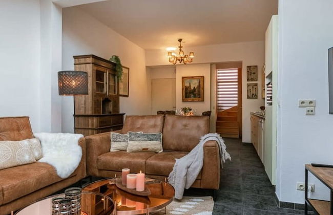 Charming Town-house in the Center of Bruges - Photo 3