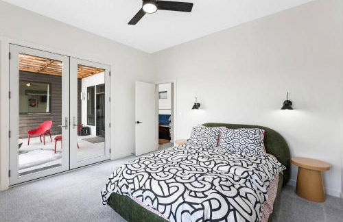 Mid-Century Modern Escape hikingbiking nearby! - Foto 9