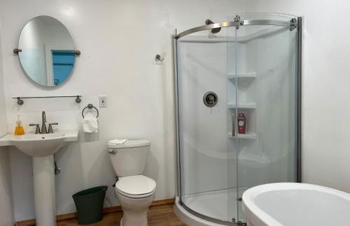 Private Cottage - Panoramic River Views, Near Casino and Downtown - Foto 10