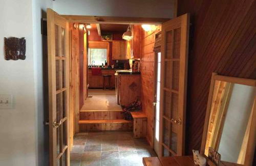 Well-appointed Adirondack cabin directly on 9-mile lake - Foto 72