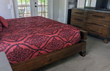 Lake ConRoy Estates - Unit A with Pool Access - Foto 15