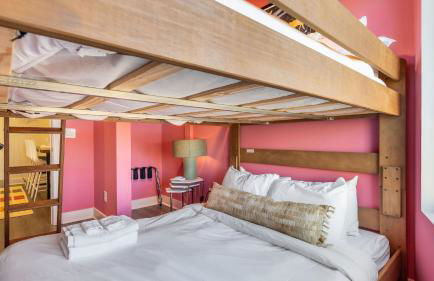 36 Guests on Music Row Bachelorette Suites Glam Room 5 Minutes to Downtown - Foto 74