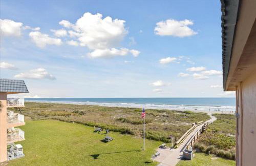 Spanish Main - Cocoa Beach Oceanfront Condos near Port Canaveral - Photo 20