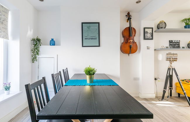 The Hollywood Beautiful 3 Bedroom House - Foto 16