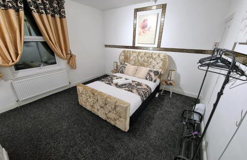 *12PR* Setup for your most relaxed & amazing stay + Free Parking + Free Fast WiFi * - Foto 33