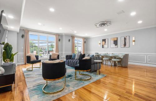 Luxury 4BR Home Near Manhattan Sleeps 12 - Foto 1